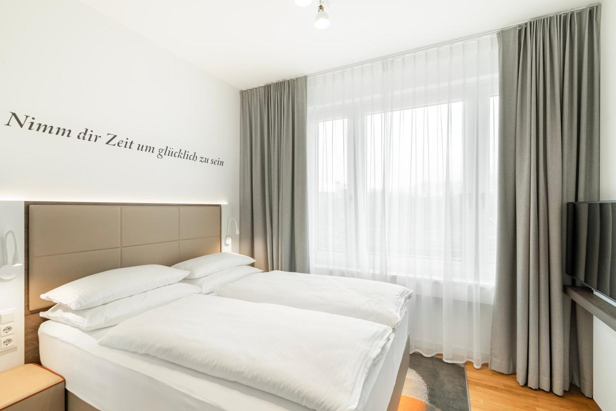 Highpark Berlin Am Potsdamer Platz Room photo