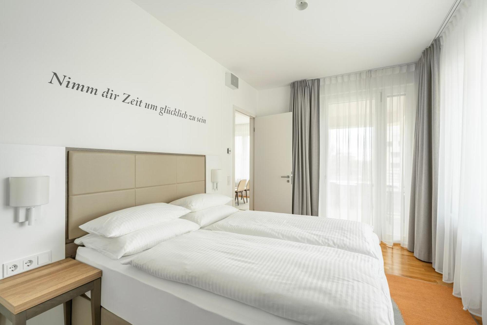 Highpark Berlin Am Potsdamer Platz Room photo