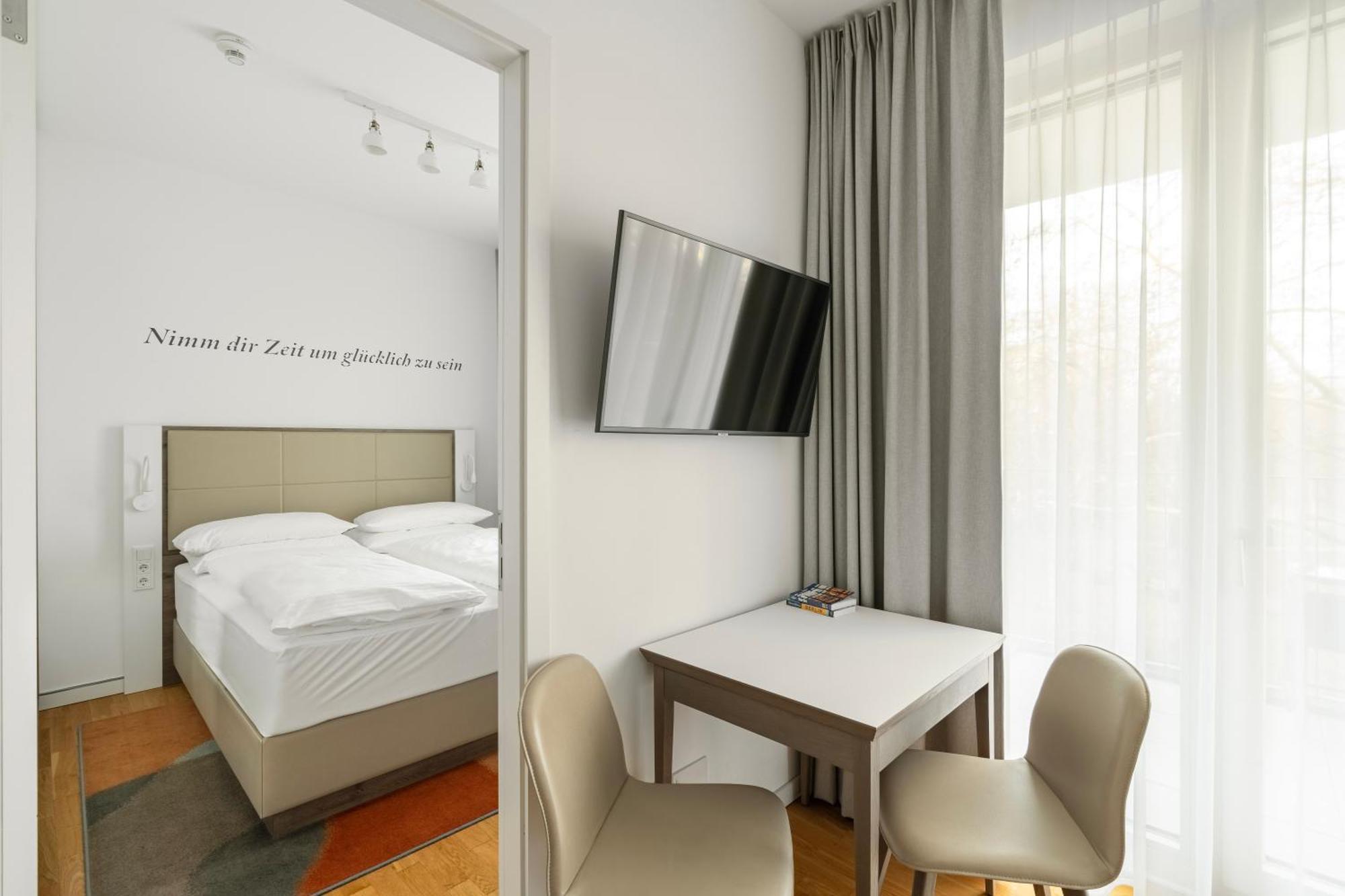 Highpark Berlin Am Potsdamer Platz Room photo