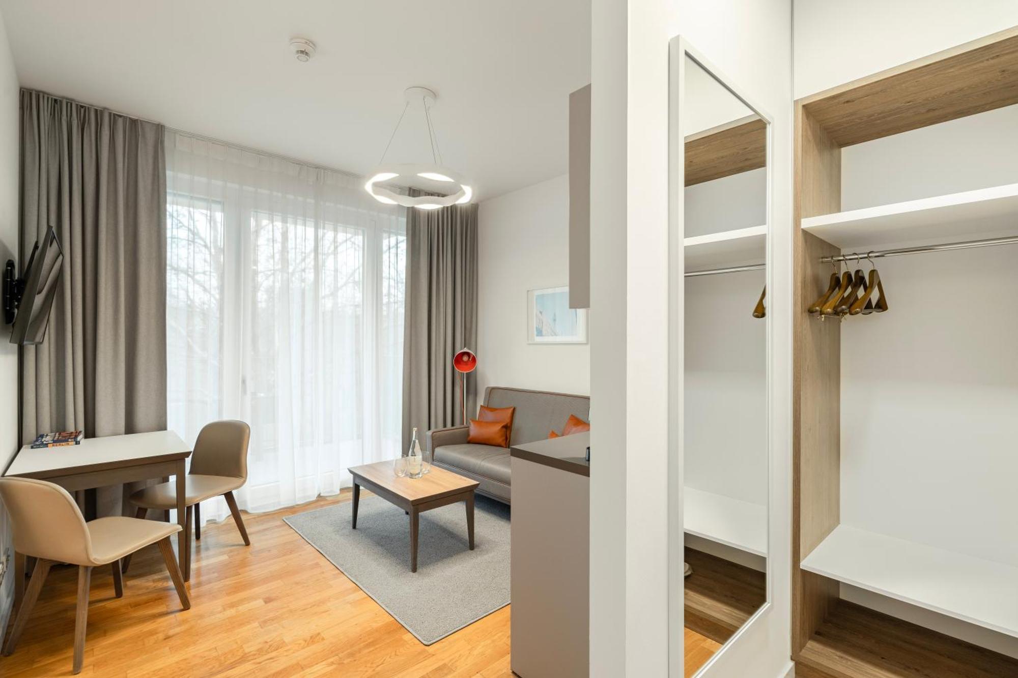 Highpark Berlin Am Potsdamer Platz Room photo