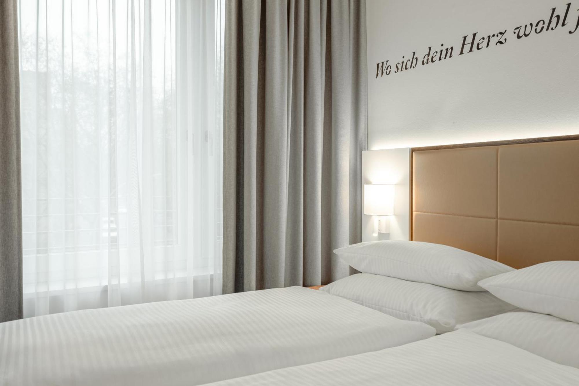 Highpark Berlin Am Potsdamer Platz Room photo