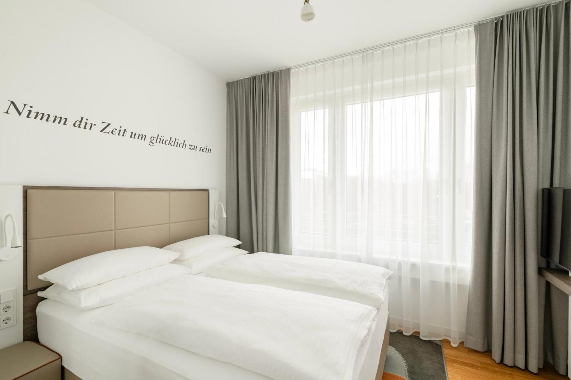 Highpark Berlin Am Potsdamer Platz Room photo